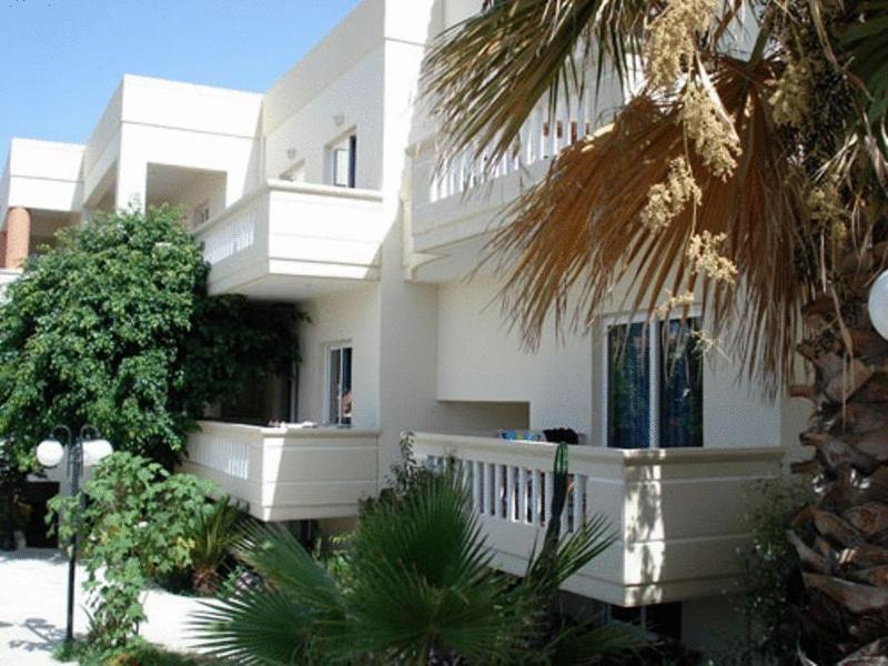 Akatos Hotel Агия-Марина Экстерьер фото