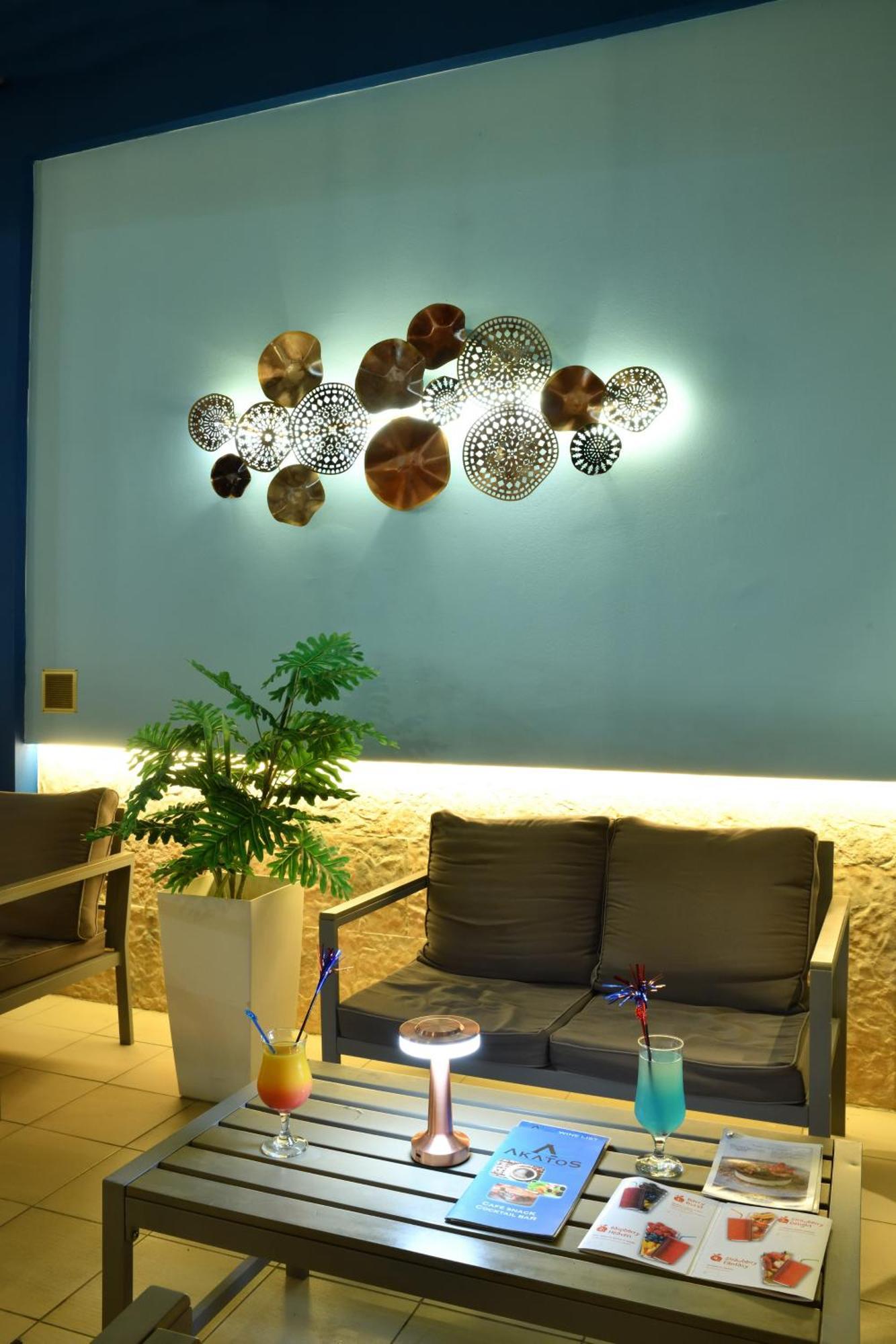 Akatos Hotel Агия-Марина Экстерьер фото